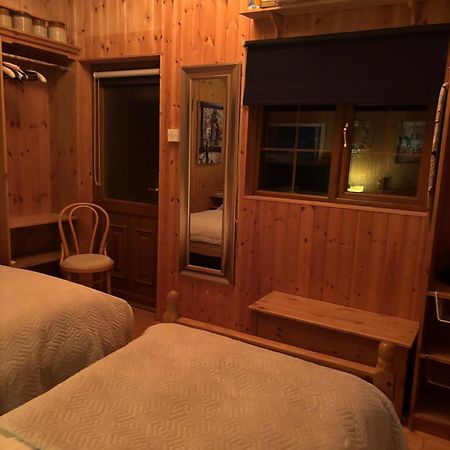 קילקני Cosy Countryside Log Cabin מראה חיצוני תמונה