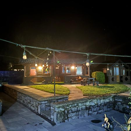 קילקני Cosy Countryside Log Cabin מראה חיצוני תמונה